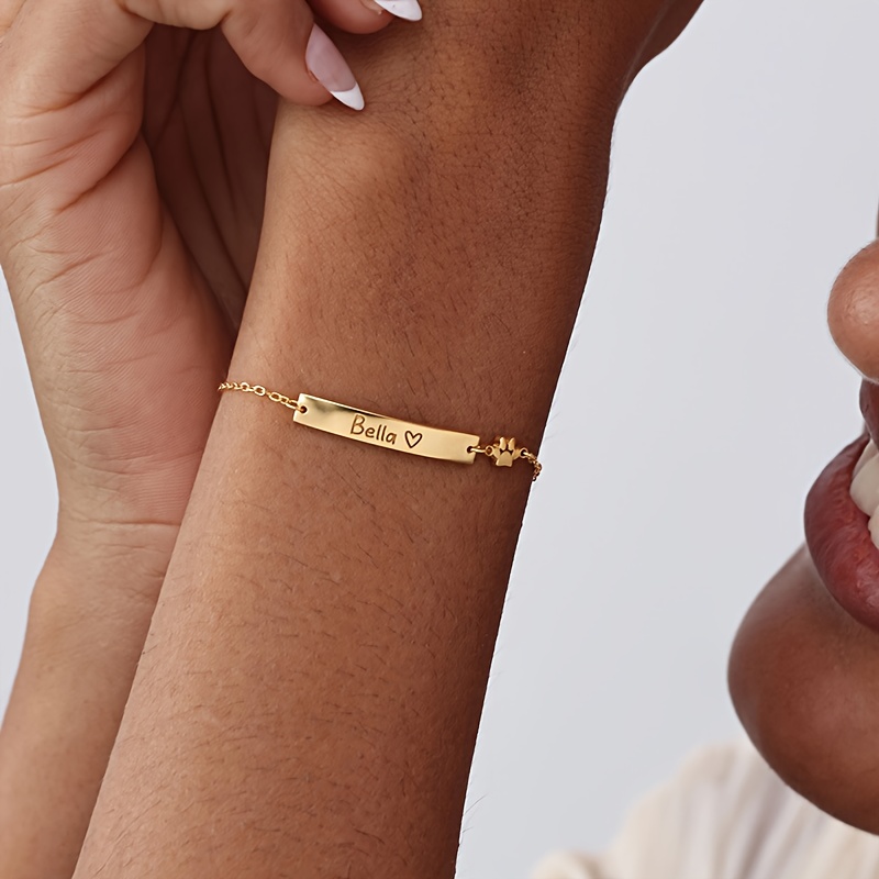 Women's Custom Engraved 18K Gold Plated Bar Name Bracelet